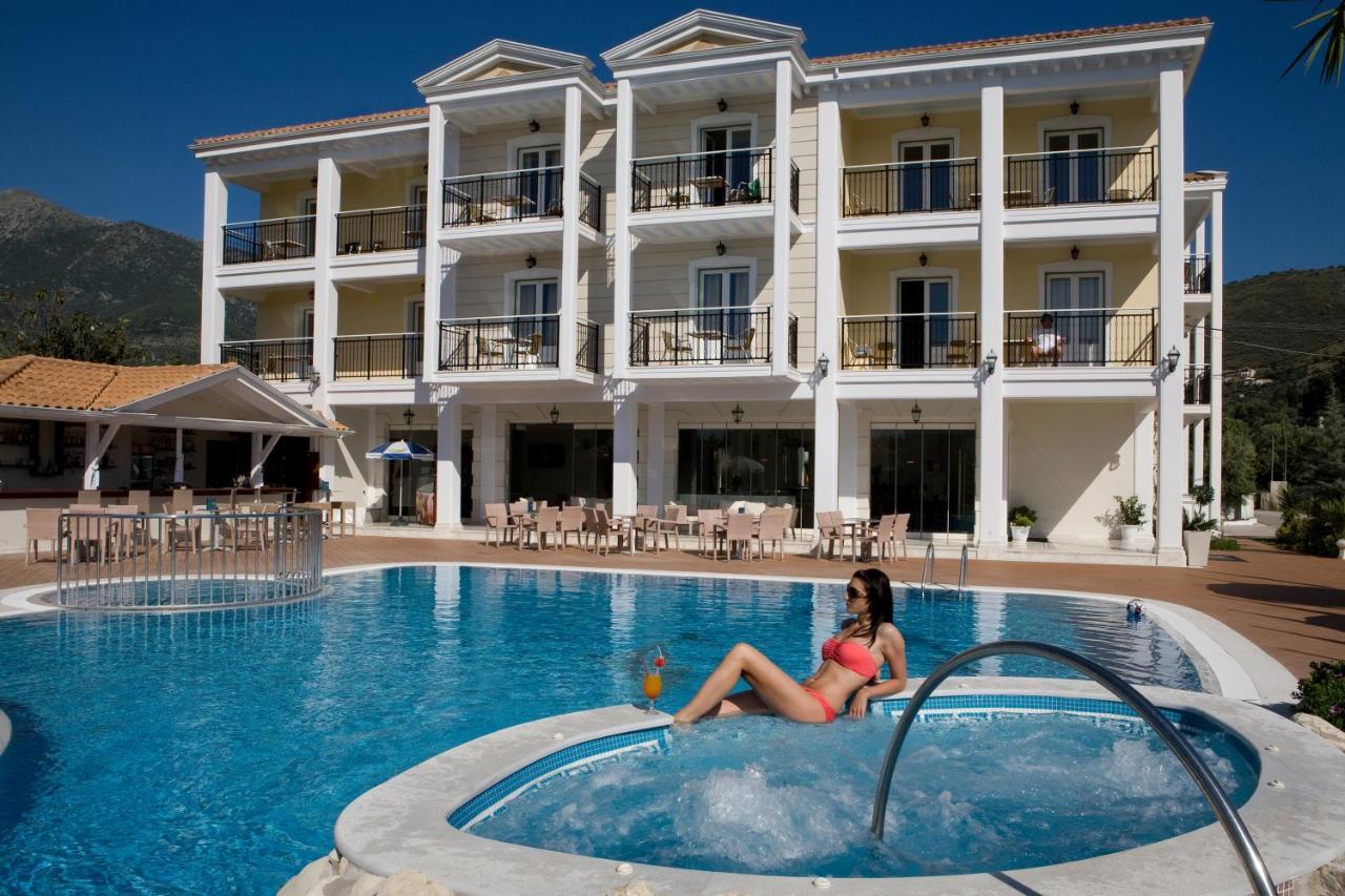 Hotel Royal Nidri Exteriér fotografie